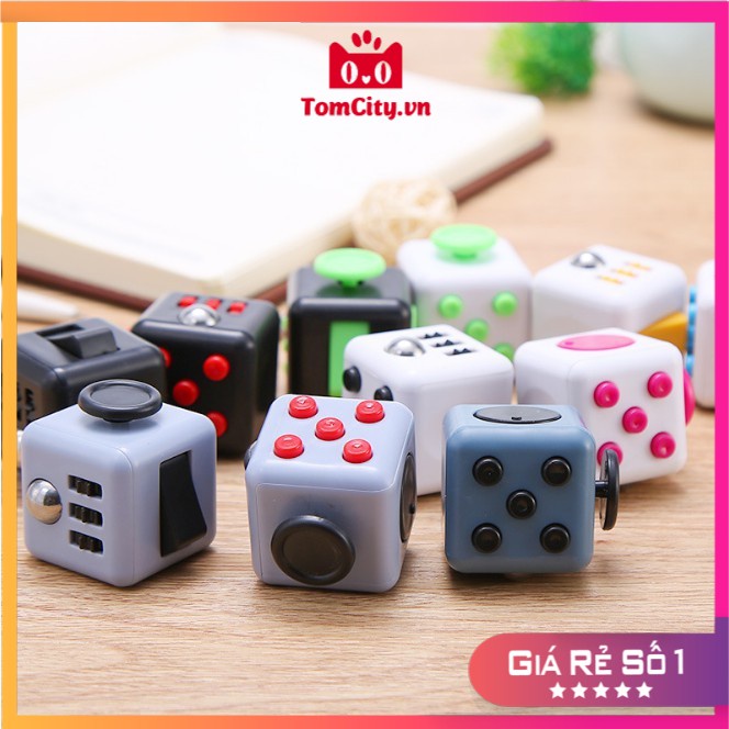 Fidget Cube - Dụng cụ kì diệu giúp tập trung công việc