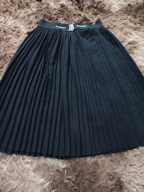 Chân váy xếp ly bigsize dáng lỡ và dài 💗😍 | BigBuy360 - bigbuy360.vn