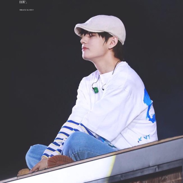 Bán áo không bán người