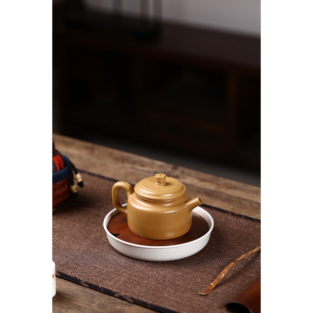 Ấm Tử Sa Nghi Hưng Đức Chung 250 ml (Hoàng Kim Chu Nê)