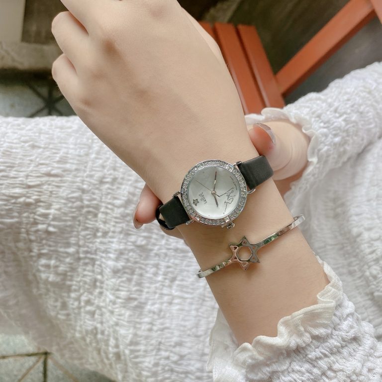 Đồng Hồ Nữ JA-823 JULIUS Hàn Quốc dây da