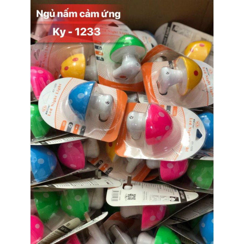 Đèn ngủ cảm ứng 1w nhiều hình ngộ nghĩnh