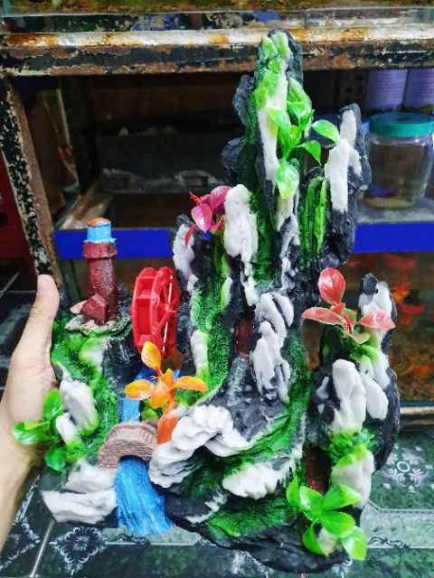 CẢNH NÚI CÓ BÁNH QUAY TRANG TRÍ HỒ CÁ NON BỘ 24x12x25cm