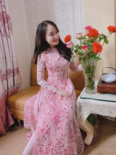 Áo dài siêu phẩm 4 tà