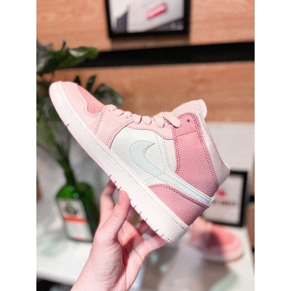 Giày thể thao- Jordan 1 Digital pink