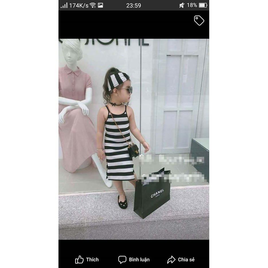 Đầm body bé gái kèm tag