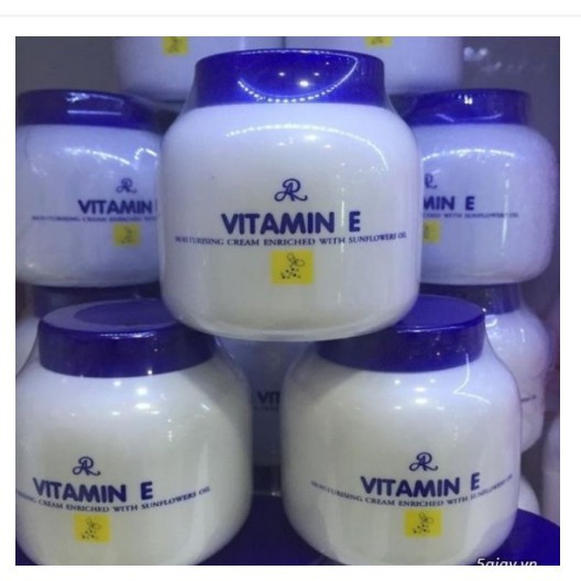 Kem dưỡng ẩm và làm trắng da vitamin E Thái lan - KVTME1