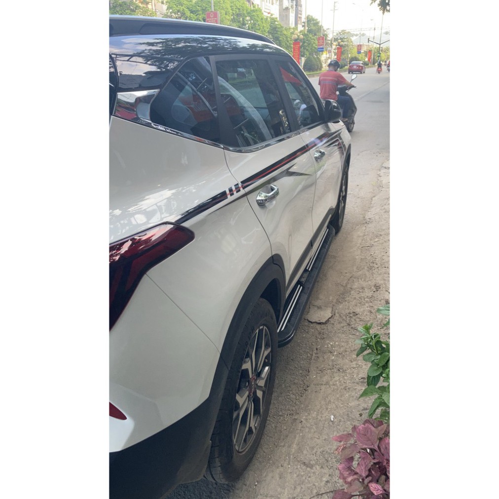 Bậc bệ lên xuống, bậc bước chân Kia Seltos 2020+