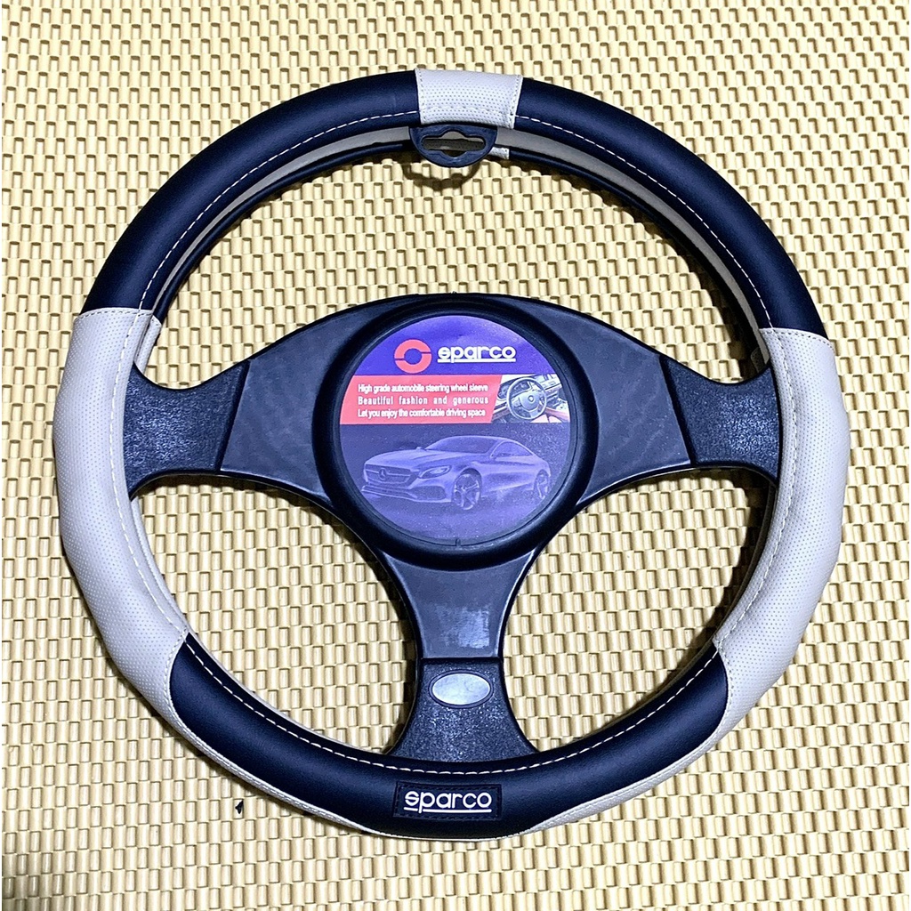 Bọc vô lăng SPARCO cao cấp phù hợp cho hầu hết các xe từ 4-16 chỗ