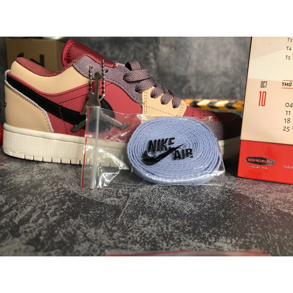 Tặng Dây giày trơn đủ màu khi mua giày