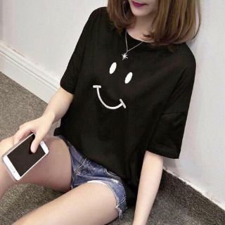 ÁO THUN FORM RỘNG THUÊ MẶT CƯỜI