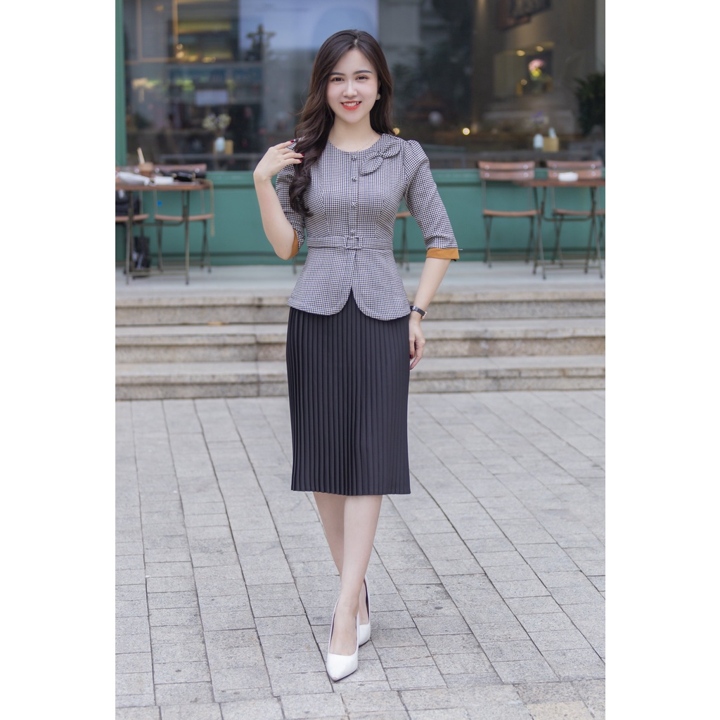 Set váy công sở nữ , Combo áo cổ tròn cúc bọc tay lỡ mix chân váy xếp ly chất liệu kate nhật cao cấp hiện đại | BigBuy360 - bigbuy360.vn