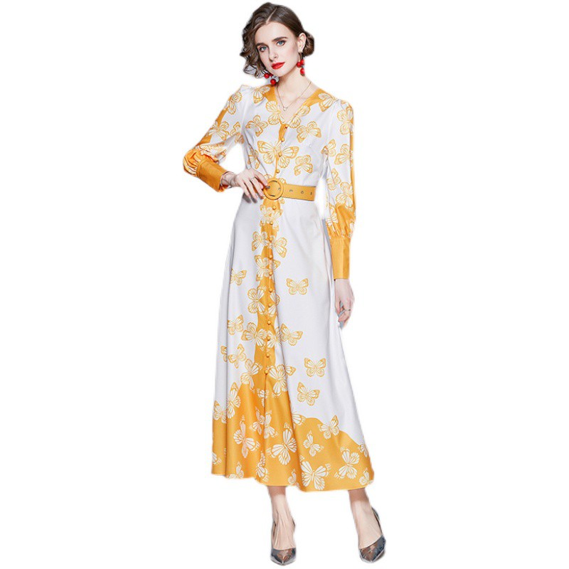 HÀNG QC - ĐẦM XÒE MAXI LỤA HỌA TIẾT BƯỚM VÀNG PHỐI NÚT CAO CẤP - ZCT249470
