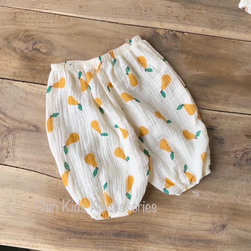 Quần bom vải xô muslin hai lớp mềm mại cho bé