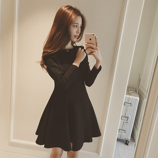 Váy đen dáng chữ A