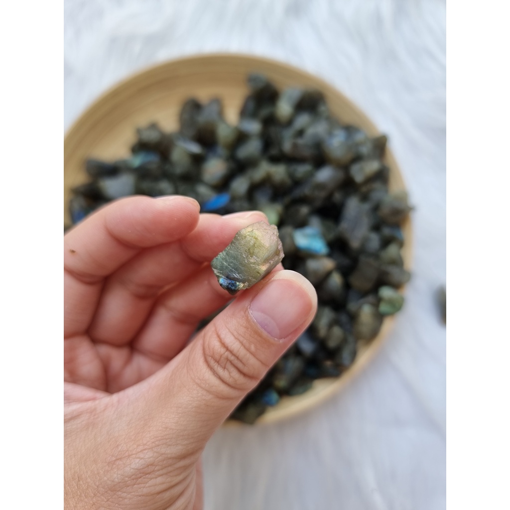 Đá thô Labradorite mini (Đá xà cừ - Hắc Nguyệt Quang) đá thanh tẩy Tarot, Reiki, đá thach anh phong thủy