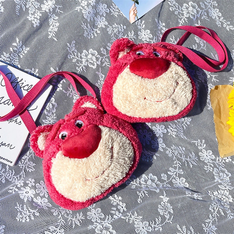 Túi đeo chéo họa tiết gấu dâu tây dễ thương xinh xắn thời trang