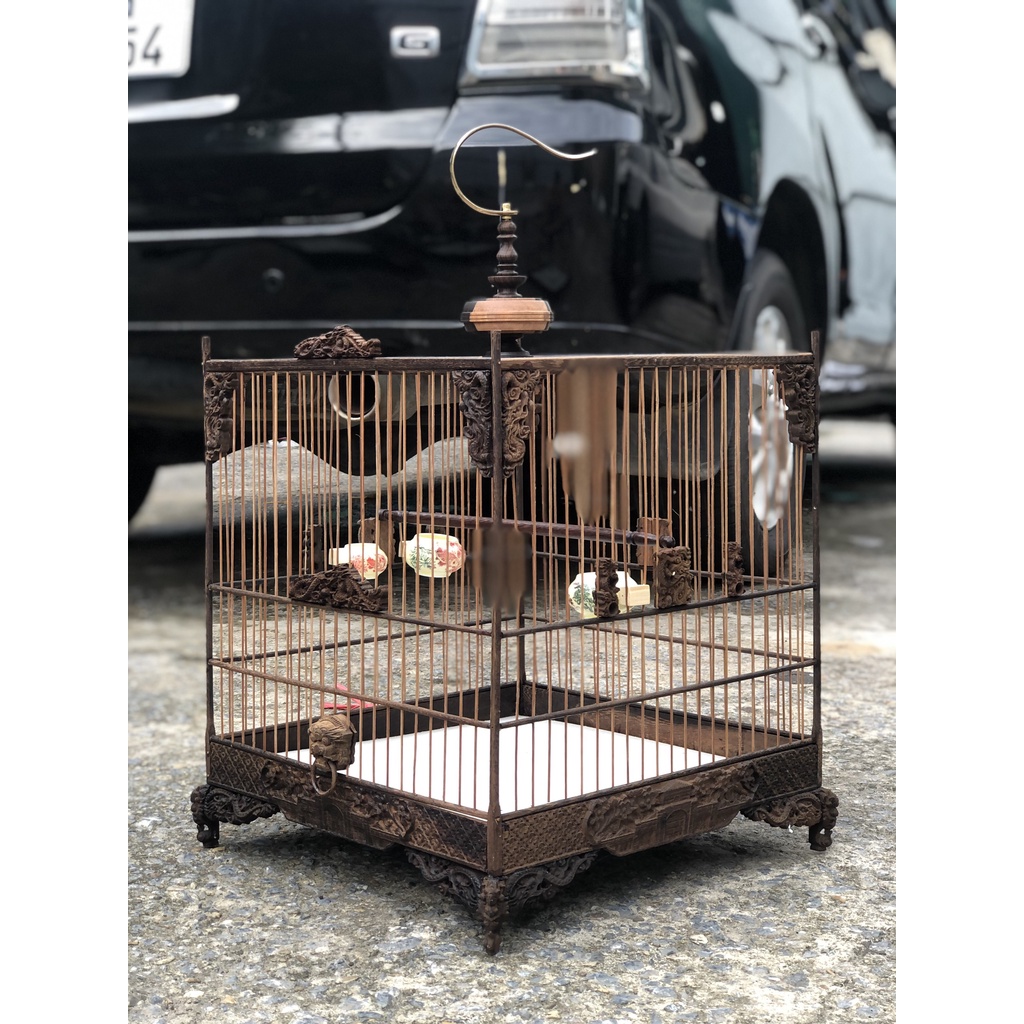 Khung lồng chim chào mào gỗ muồng đen Vuông đấu trụ tròn tang giật cấp rộng 37cm đục CNC sắc nét kèm đủ phụ kiện LC03