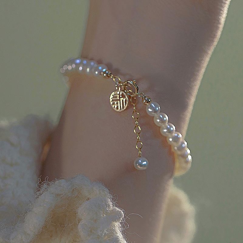 Vòng Tay May Mắn Đính Hạt Ngọc Trai Sang Trọng