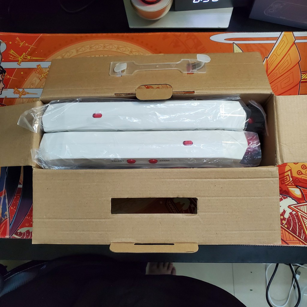 Máy chơi game stick 4k HDMI, 2 bàn game không dây tách rời, game thùng pandora 2000 game cổ điển, máy chơi game 4 nút