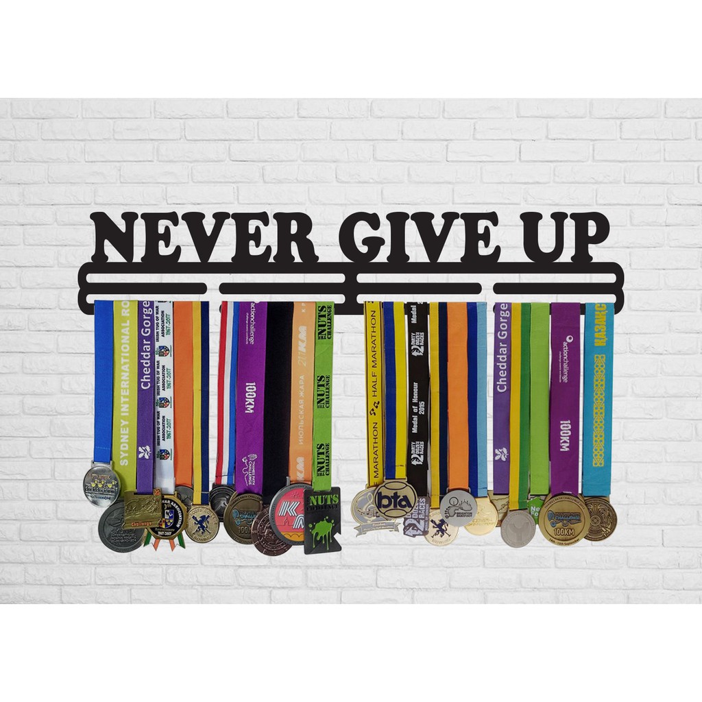 Giá treo huy chương Never Give Up