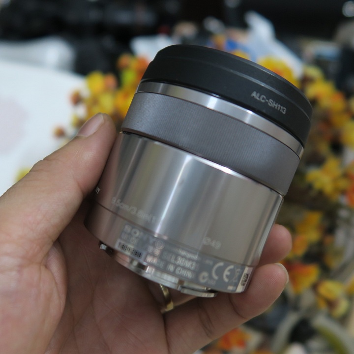 Ống kính Sony ngàm E 30f3.5 Macro