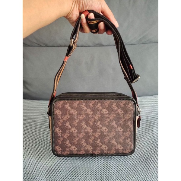 Túi đeo chéo Coach nam Charter 24 2 màu