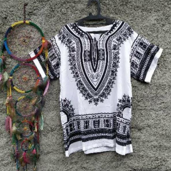 Trang Phục Dân Tộc Trắng Đen Thoải Mái Phong Cách Boho