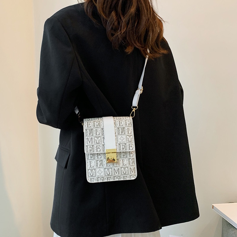 Túi đeo chéo nhỏ hình vuông thời trang mùa thu cho nữ 2021