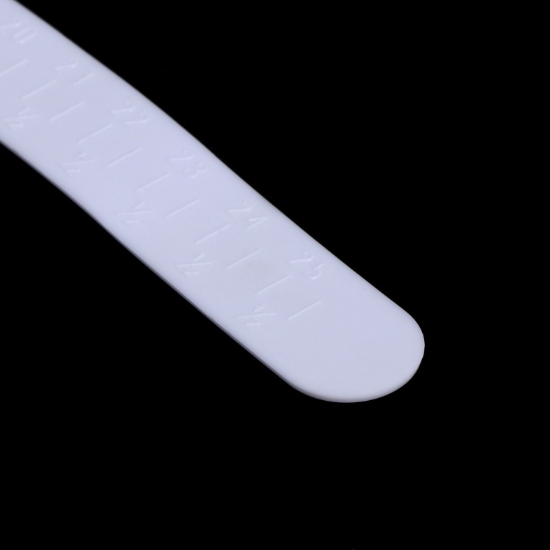 Thước Đo Kích Cỡ Vòng Tay Bằng Nhựa Tiện Dụng Cho Nữ