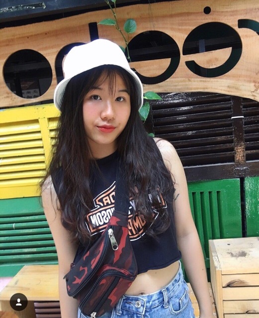 Áo crop sát nách logo cực chất [Hình sao hàng vậy