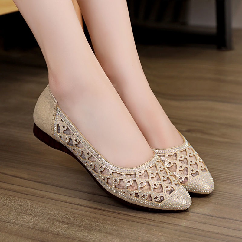 Giày búp bê da mềm phối lưới rỗng đế thấp thời trang xuân hè cho phụ nữ trung niên