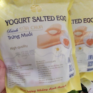 Bánh sữa chua trứng muối