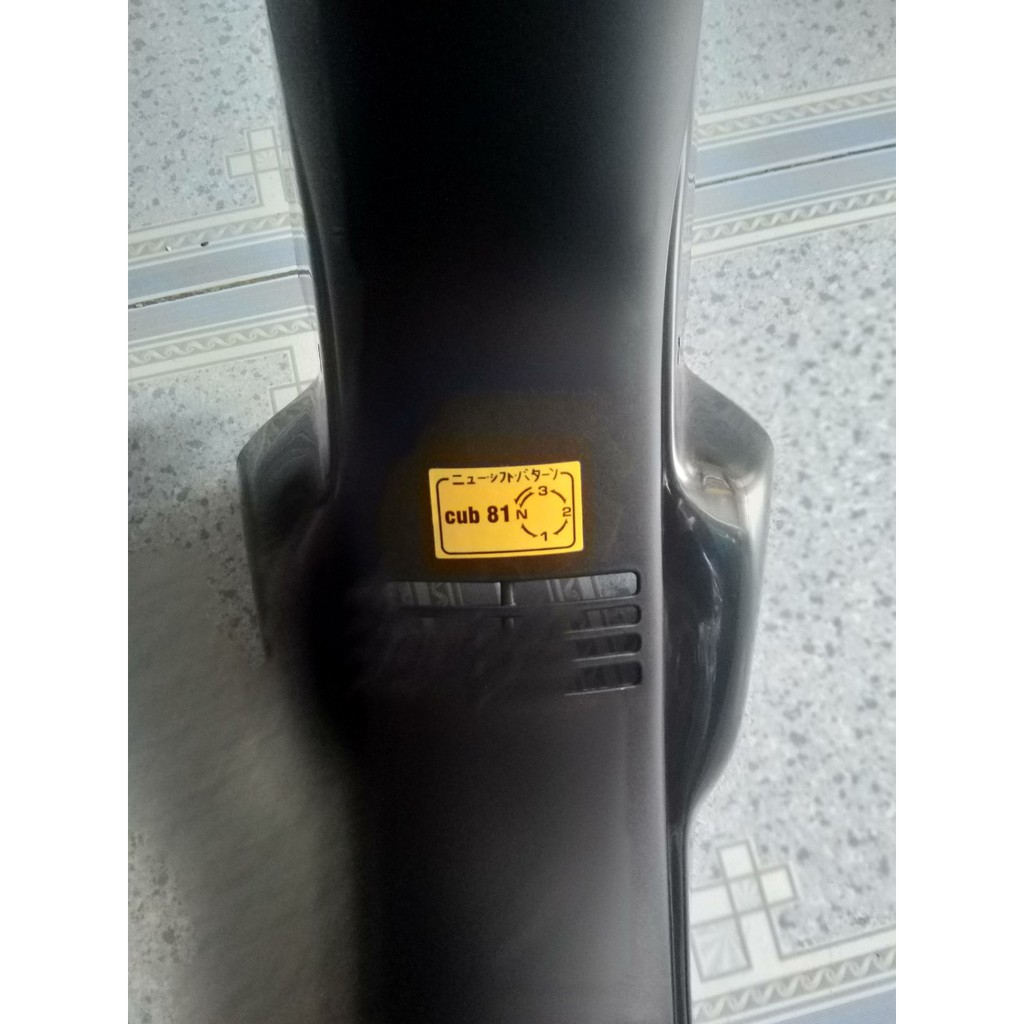 Yếm giửa xe máy 81 mủ đen honda cup