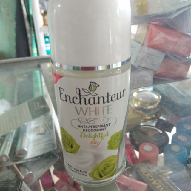 Lăn khử mùi Enchanter 50ml