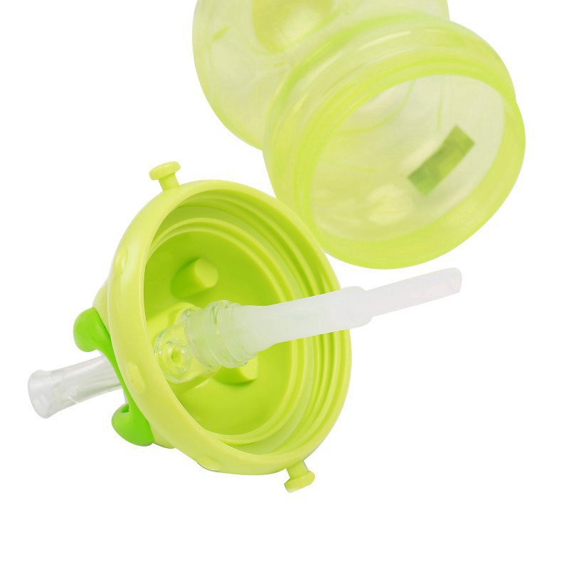 Bình nước tập luyện cho bé