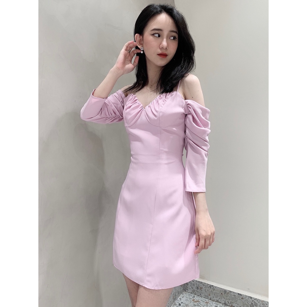 RECHIC Đầm ngắn Arin hai dây kiểu trễ vai nhún ngực xinh xắn gợi cảm dạo phố đi chơi đi tiệc | BigBuy360 - bigbuy360.vn