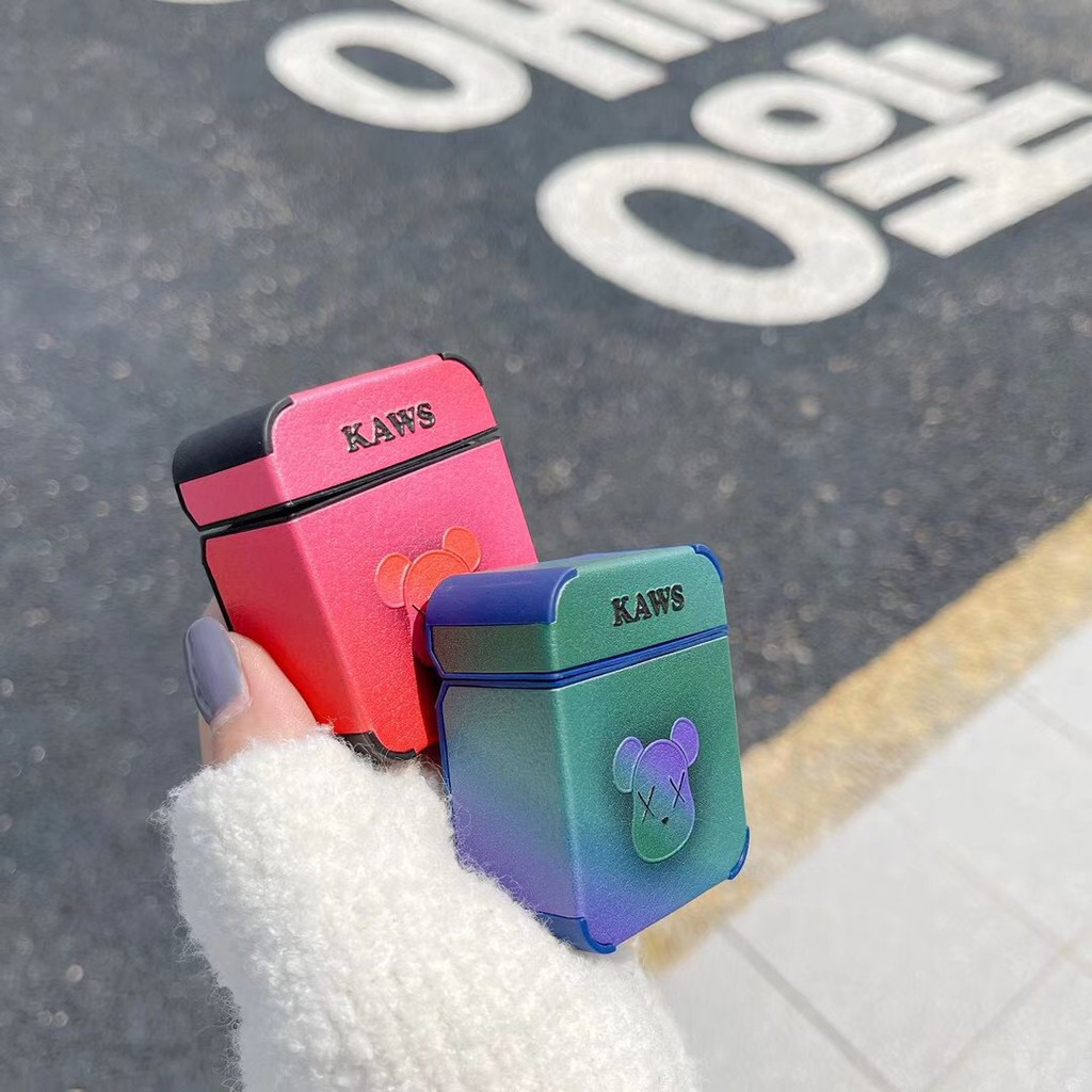 Vỏ Bảo Vệ Hộp Sạc Tai Nghe Airpods 1 / 2 / Pro Bằng Da Chống Rơi Hình Gấu Kaws | BigBuy360 - bigbuy360.vn