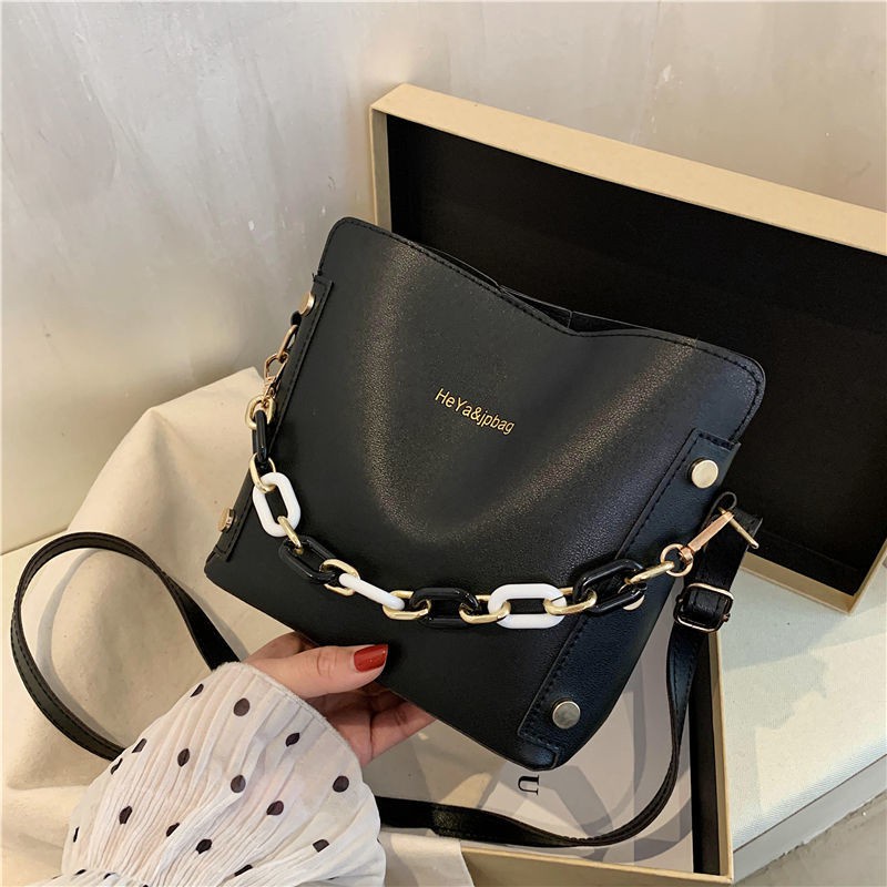 New Simple Texture Chain Bucket Bag For Women 2021 New Trendy All-Match High Sense All-Matching Ins Internet Celebrity c
