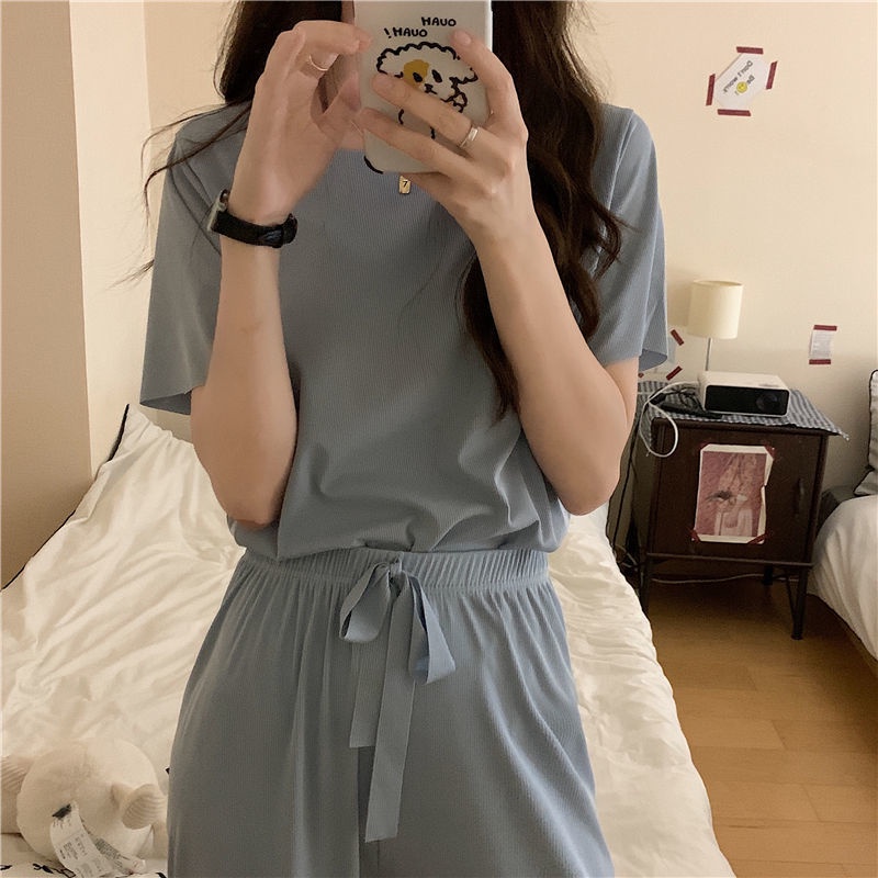 Bộ Đồ Ngủ Hai Mảnh Bằng Lụa Lạnh Dáng Rộng Thoải Mái Thời Trang Mùa Hè Cho Nữ | BigBuy360 - bigbuy360.vn