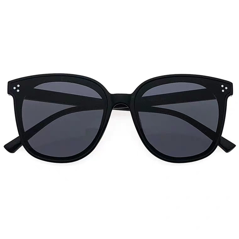 Kính màu thời trang