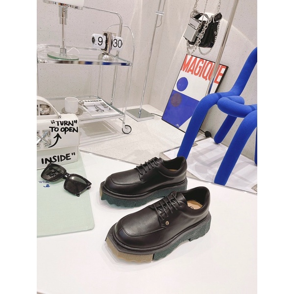 Giày Dr.Marten da bò cao cấp O f f - White thiết kế đơn giản cổ điển