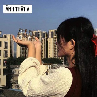 Váy đỏ phối len