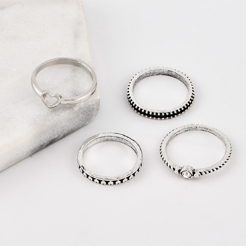 Set 4 Nhẫn Trái Tim Phong CáchCổ Điển Hàn Quốc Cho Nữ