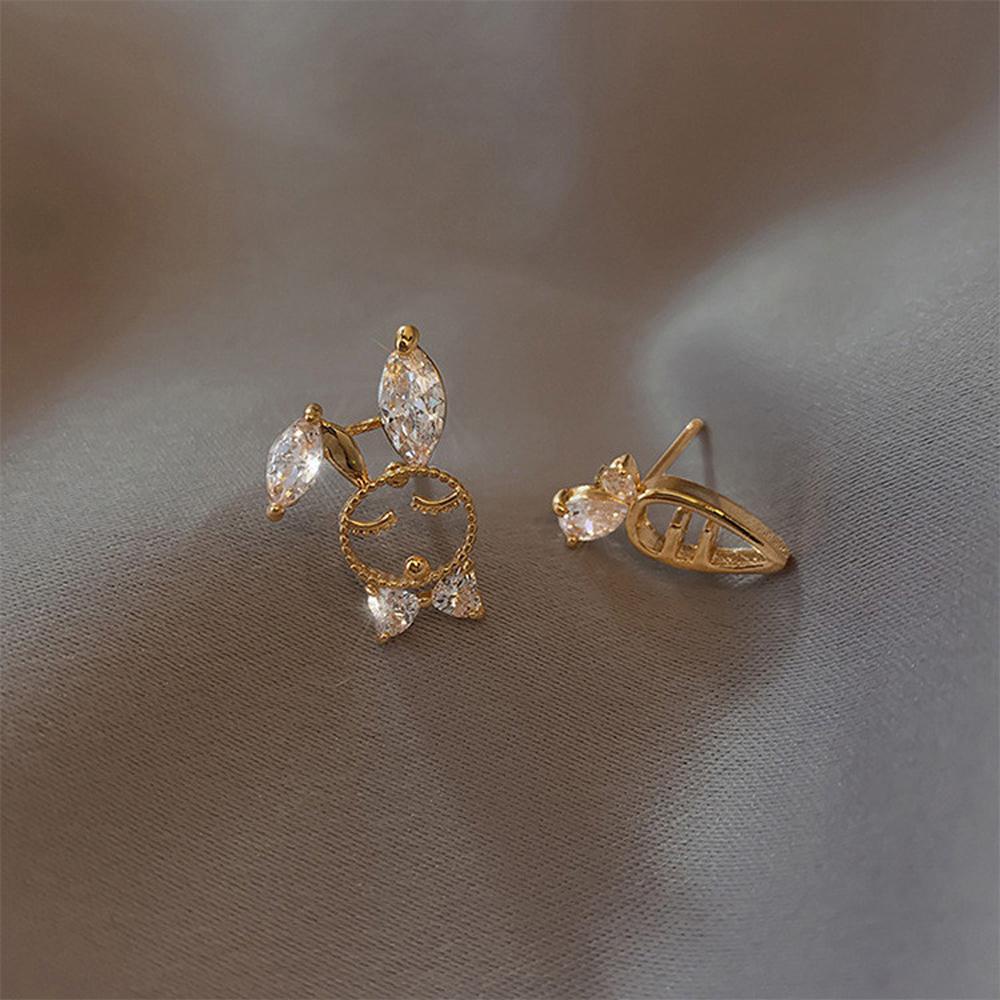 Bông Tai Xỏ Lỗ Hình Cà Rốt / Thỏ Dễ Thương Thời Trang Cho Nữ