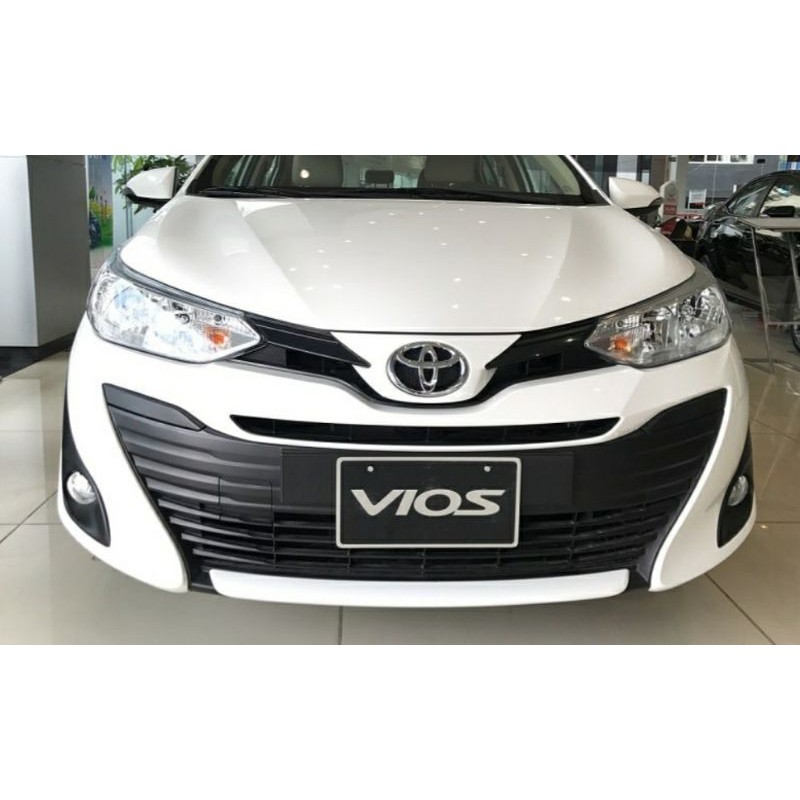 Nắp đậy móc kéo xe Toyota Vios