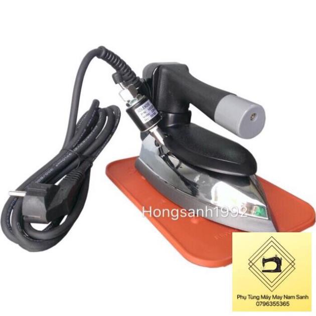 Bàn ủi, bàn là hơi nước công nghiệp PEN520 tặng kèm 1 mặt nạ chống bóng vải