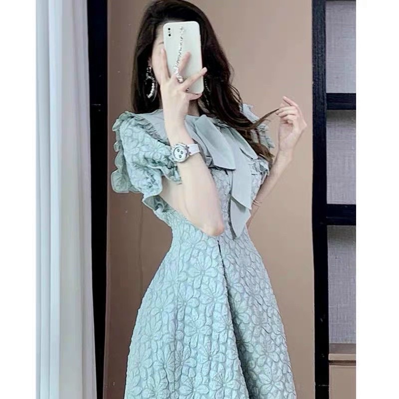 ĐẦM XỐP xanh và trắng