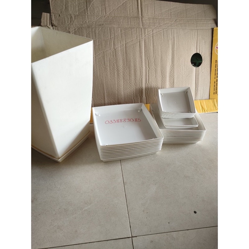 Đĩa nhựa vuông lót chậu, khẩu lót chậu vuông hoa cây cảnh đủ sezi V19, v20cm, V25 cm,V28cm