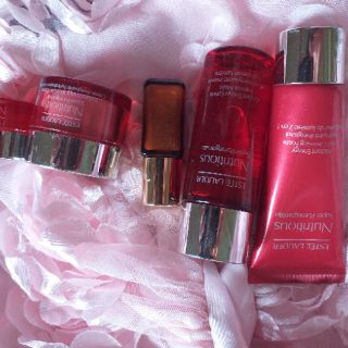 Set dưỡng da lựu đỏ